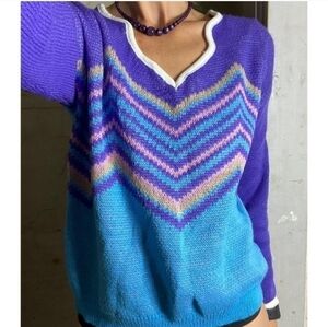 Women's Pastel ZigZag Stripe Sweater Size M Colorful Long Sleeves